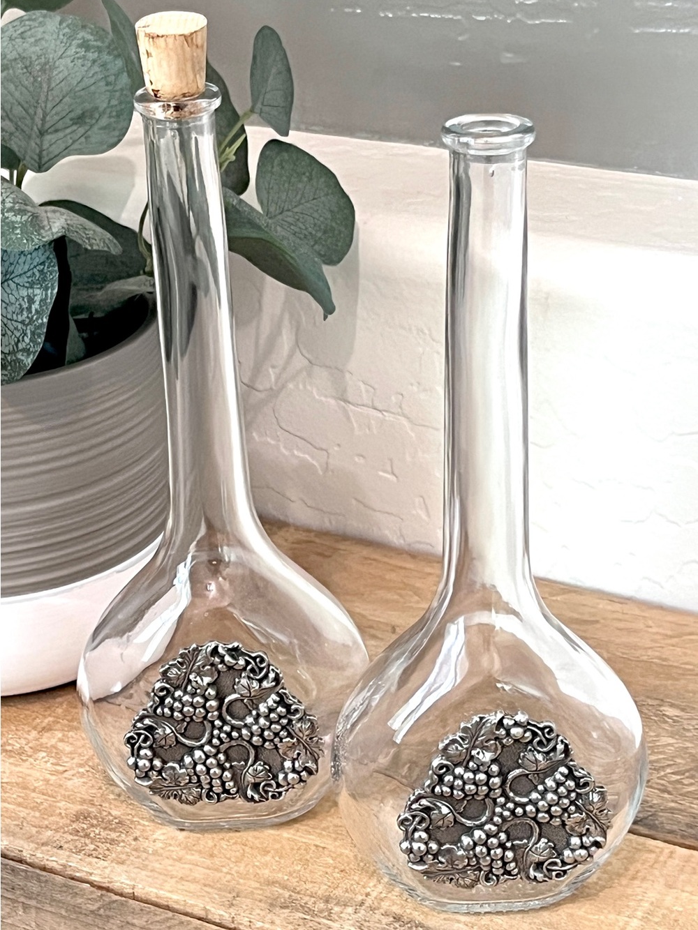 Vetreria Etrusca Italian Glass Pewter Grape Cruet Bottles Set of 2 (200ml)